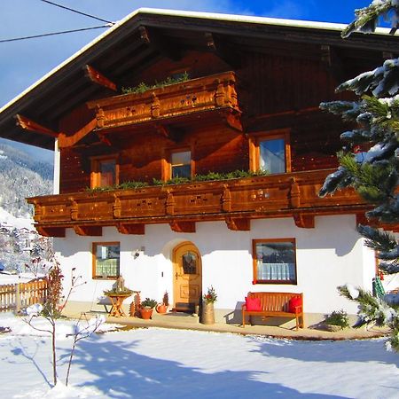 Ferienhaus Manuela Нойщифт им Щубайтал Екстериор снимка