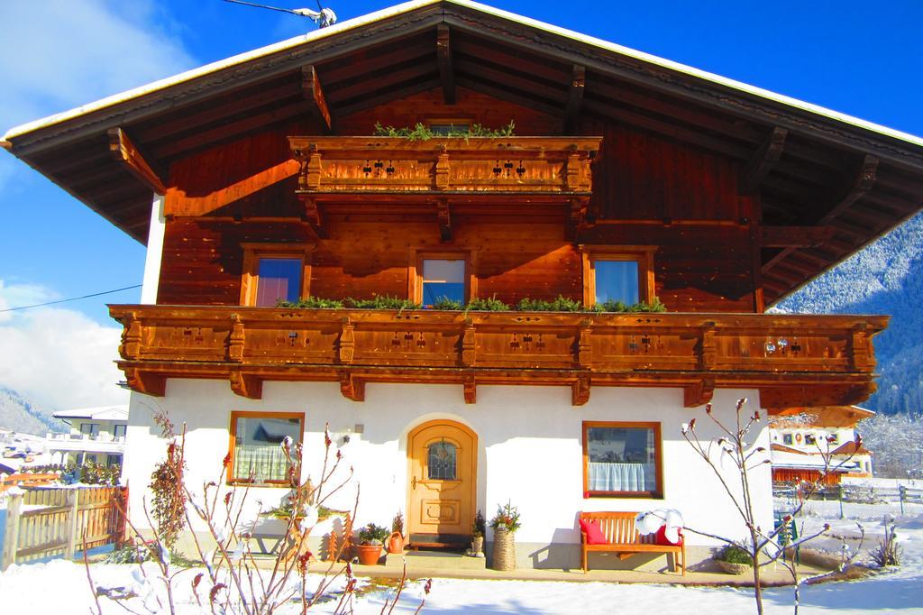 Ferienhaus Manuela Нойщифт им Щубайтал Стая снимка